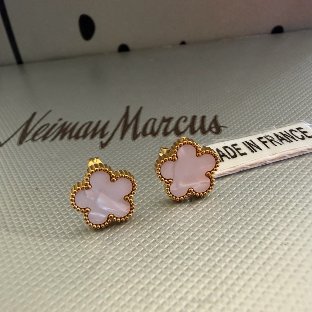 Bruni Mother-of-Pearl Clover Earrings 18k